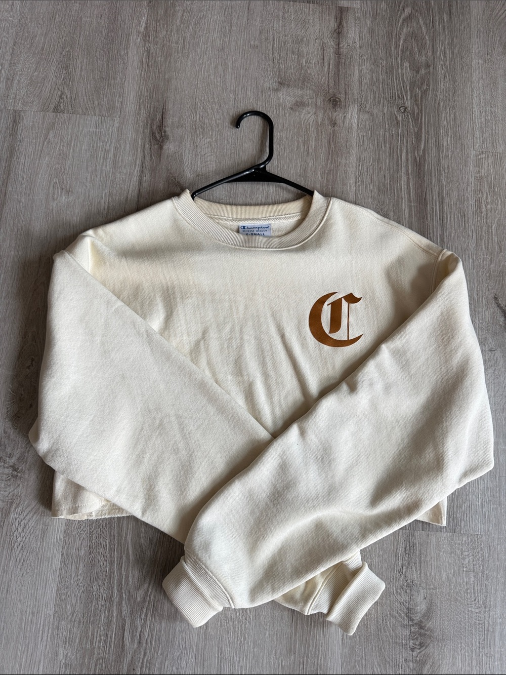 Women’s Champion Cropped Crewneck Sweatshirt